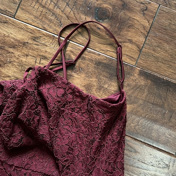 Express Dress - Picture 4 of 5